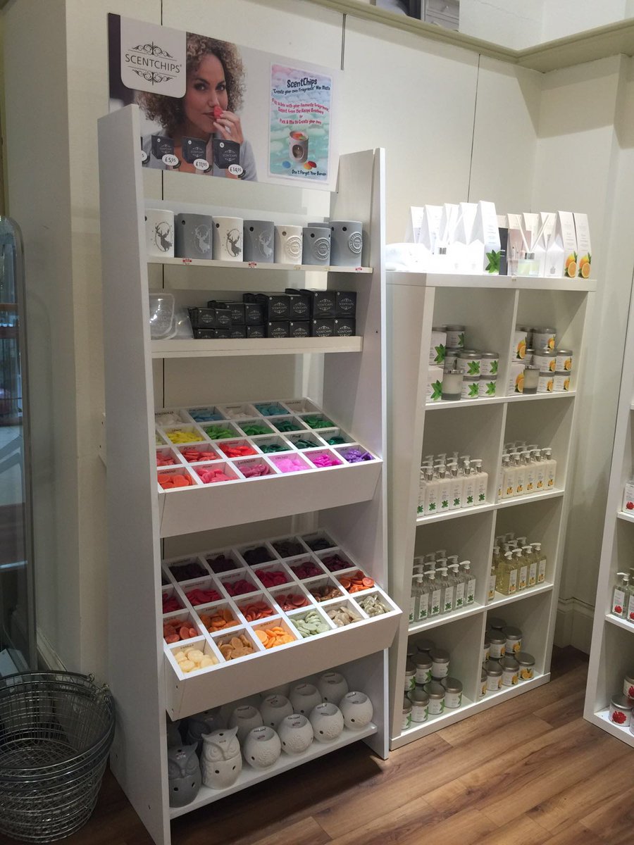 ShearerCandles's tweet photo. Out in Glasgow today? Drop into our Stores in Princes Sq or Byres Rd to check out our great new #scentchips tables! https://t.co/az4pLl3E1Y
