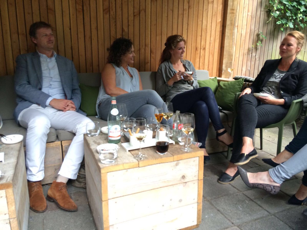 EMboostNL's tweet photo. Gisteren hebben we met een lach en een traan afscheid genomen van onze directrice @IlkeMeijer. Dank voor alles Il!! https://t.co/Yi9dlQhIDM