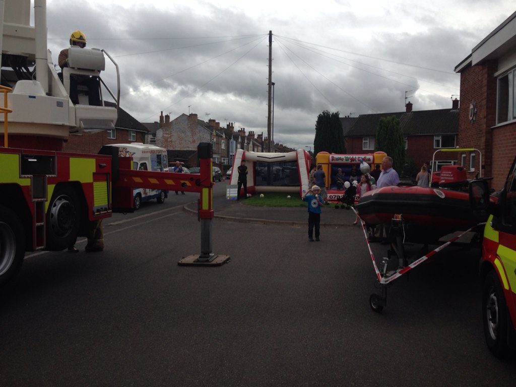 Fantastic open day! Thanks to everyone that came along! Huge thanks to all those that volunteered to help! 👍🚒