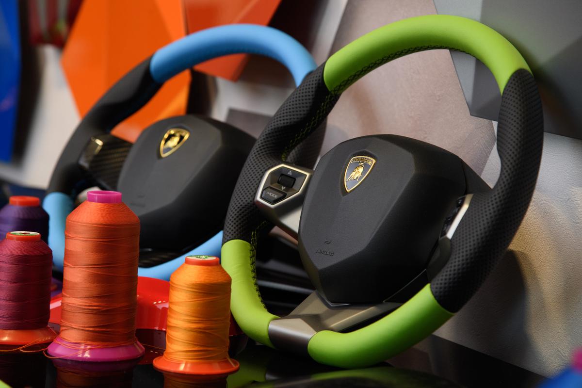 cppluxury's tweet photo. Lamborghini Opens Ad Personam Customization Center in Italy https://t.co/kBj0F2NJRS @Lamborghini https://t.co/ekVp7VvrbN