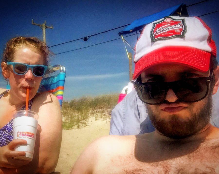the most #newengland #beachday ever with <a href="/mgfarts/">MorganGould&Friends</a> ... do you see it? <a href="/gansettbeer/">Narragansett Beer</a> <a href="/dunkind/">donna tumminelli</a>… ift.tt/29KYj4x