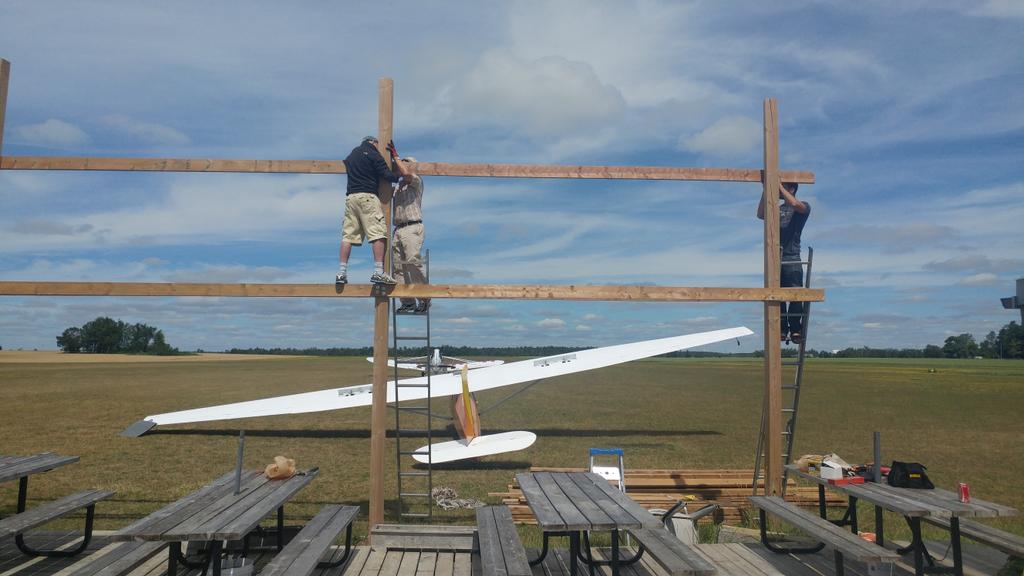 YorkSoaring's tweet photo. #CanGlide or #Canbuild ? Thanks to these gentleman for building our new sun shade! #reasonstoflyatyork https://t.co/USCuYEx8Y3