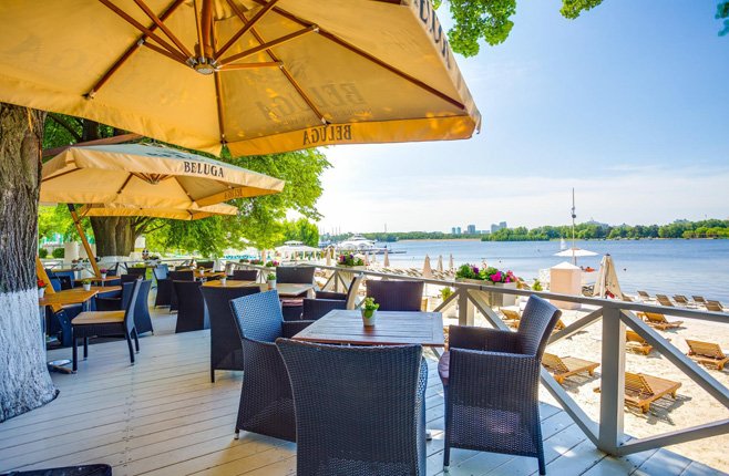 umihotels's tweet photo. Feeling hot, hot, hot! The beach is closer than you might think: https://t.co/BkJuDmRJj1. #Moscow https://t.co/RT6hTTZxup