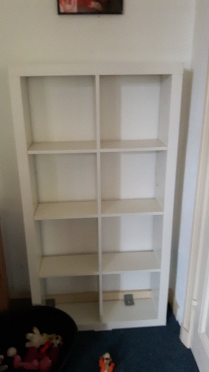 JessydenBrok's tweet photo. Witte kast opgeknapt, eerlijk is eerlijk het resultaat is goed gelukt. Trots op mezelf #opgeknapt #trots #resultaat https://t.co/sm20Hc3pHe