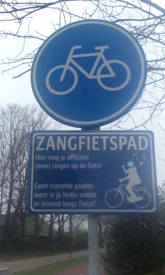 NLKantelt's tweet photo. Geen radicale disruptieve kanteling, maar wel lekker gewoon vrij zingen op de fiets! En volgens ons mag dat overal! https://t.co/Art5T2SjjC