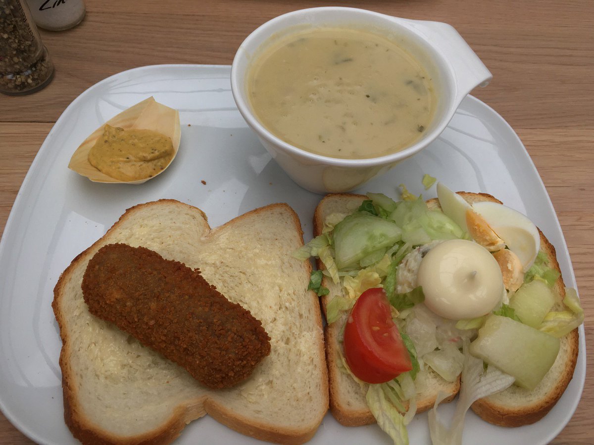 hansveldman's tweet image. 12uurtje :-) (@ Restaurant Onder de Linden - @restodl in Sneek, Fryslân) swarmapp.com/c/0CVrBXz38Be