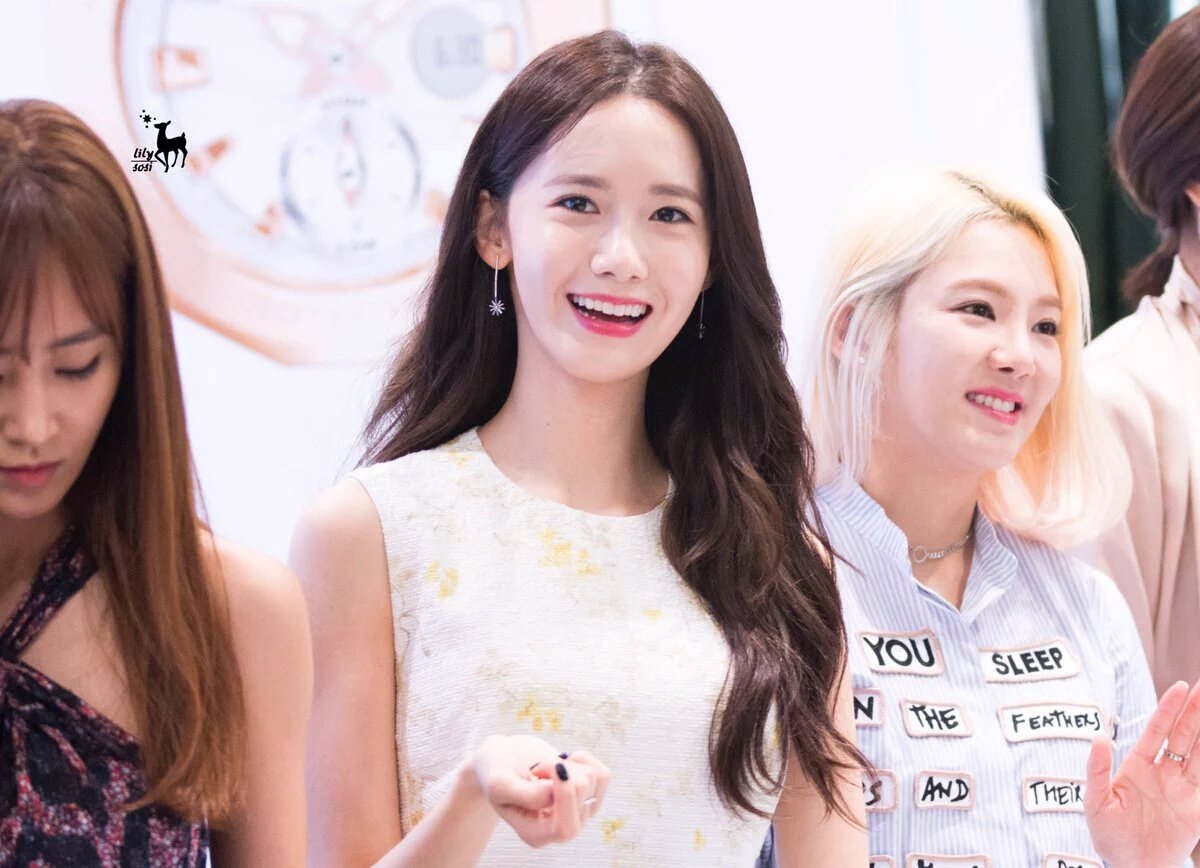 yoonaspics's tweet photo. she's such a blessing 💞 https://t.co/WNP3HVUR0F