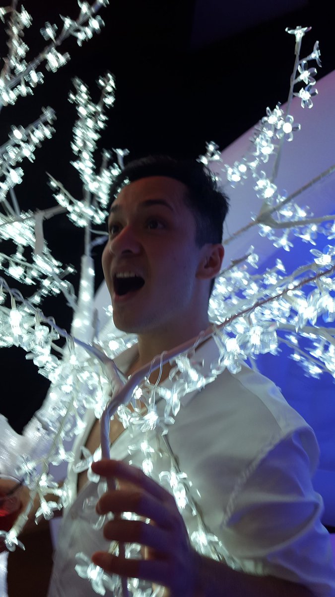 NeriHarp's tweet photo. Walking in a Winter wonderland #vitacon16 #eeforthewin @TommyContor https://t.co/P8RPw6vkFd