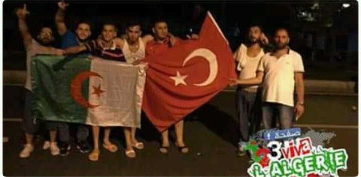 chocho475's tweet photo. رفع علمنا الجزائر داخل الأراضي التركية لتعبير عن مساندتهم ...،،، الجزائريين دائما مع الحق
#الجزائر
#تركيا https://t.co/BBn11r91Tg