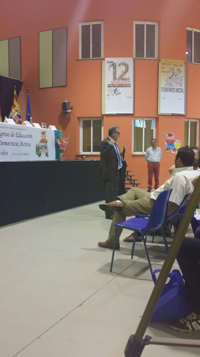 JarabaCongreso's tweet photo. El alcalde @joaquinbarlo cerrando el Congreso #JarabaEducDem.
Ha sido un homenaje a la #infancia y a la #educacion https://t.co/78OAsuZuoU