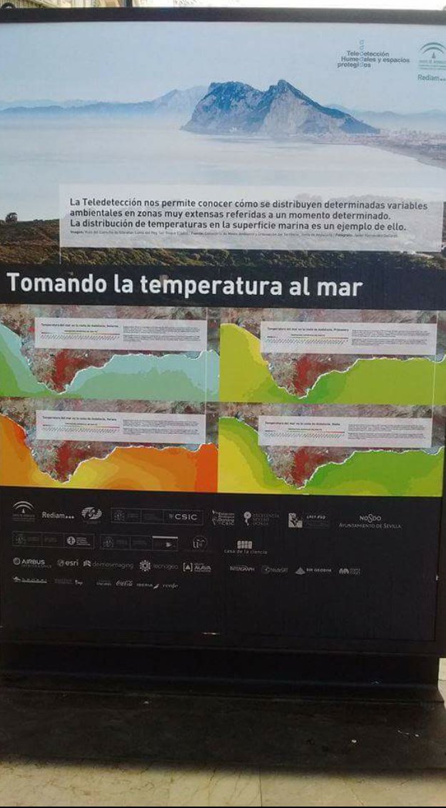 congresoTIG2016's tweet photo. Por fin se ha podido instalar en la Calle Larios la exposición "Andalucia. Una visión desde el espacio". (1/4) https://t.co/W9UnYtg6Kn