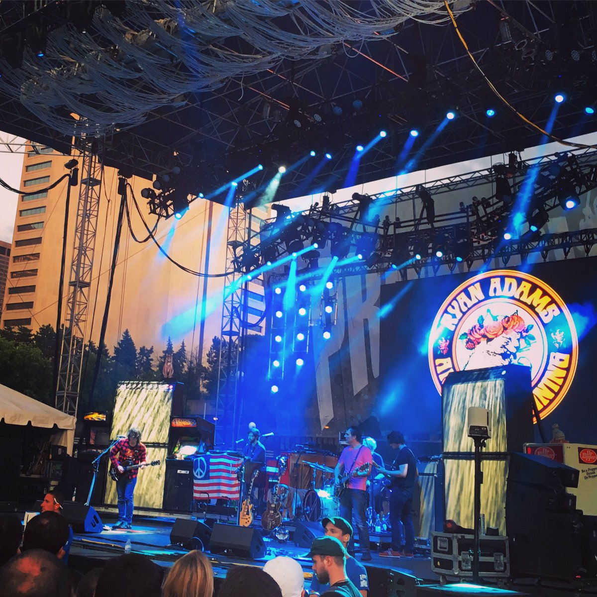 lakoostik's tweet photo. Thank you, @TheRyanAdams ❤️ #PromowestFest #Columbus https://t.co/tQ0rSUZiYa
