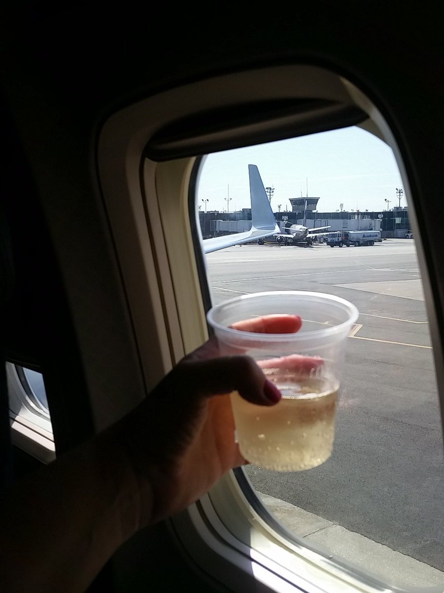 NYCDoll71's tweet photo. CHEERS @AmericanAir #GBTA2016 Thanx 4 UG on first leg #illhavechampagneplease #SPAty #Letscommune #Destinationhotels https://t.co/UUJr8fKXXq