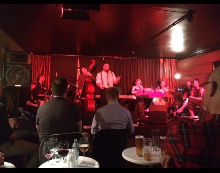 EwanCowley's tweet photo. Wonderful gig last night by @grahamjsings with @Retrospect4tet @live_avenue Bravi! https://t.co/L9GcRtPfqz