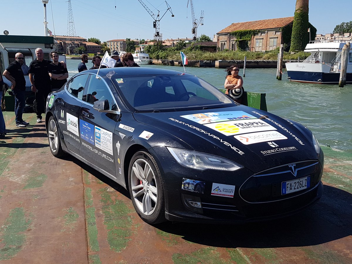 piuturismo's tweet photo. Dopo averla seguita per 8 gg eccola qui di fronte a noi 😍 #teslaf #wehelpecochallenge https://t.co/2b72aLXAeV