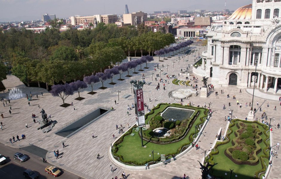 VidayEstiloMx's tweet photo. #DatosCDMX ¿Sabías qué...?
En sus inicios, en la Alameda fueron sembrados álamos y olmos traídos de Coyoacán https://t.co/ZVoWHTyyAa