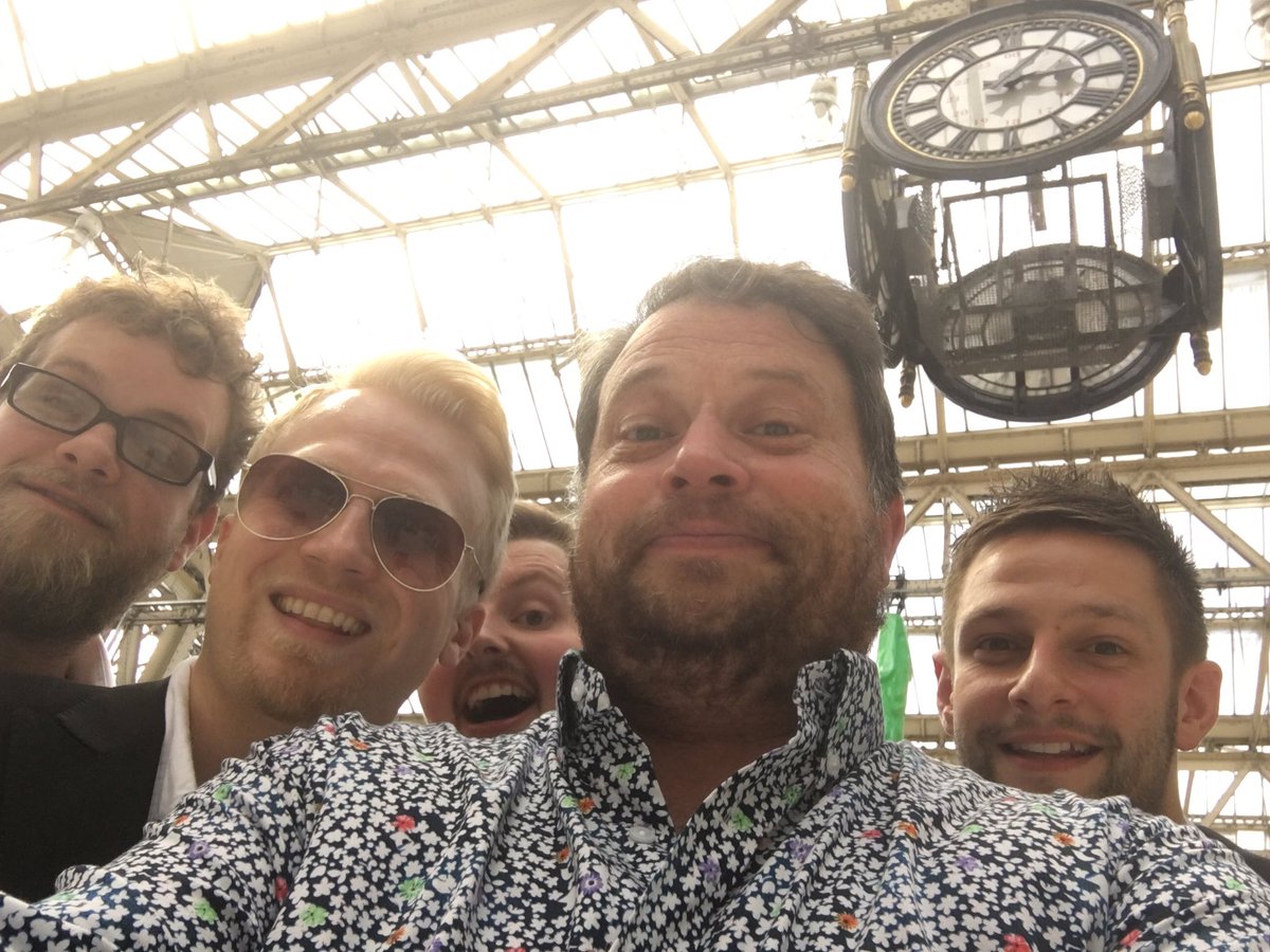 This lot. London Town. Can't see what could possibly go wrong.