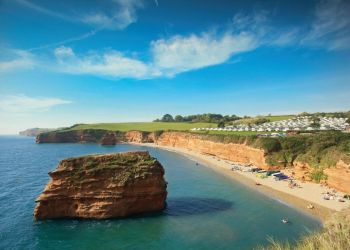Hours4work's tweet photo. #eastdevon's award-winning #holidaypark @ladrambay  is hiring for the #season details here https://t.co/M6W2OFvhmP https://t.co/gK0htoUFg1