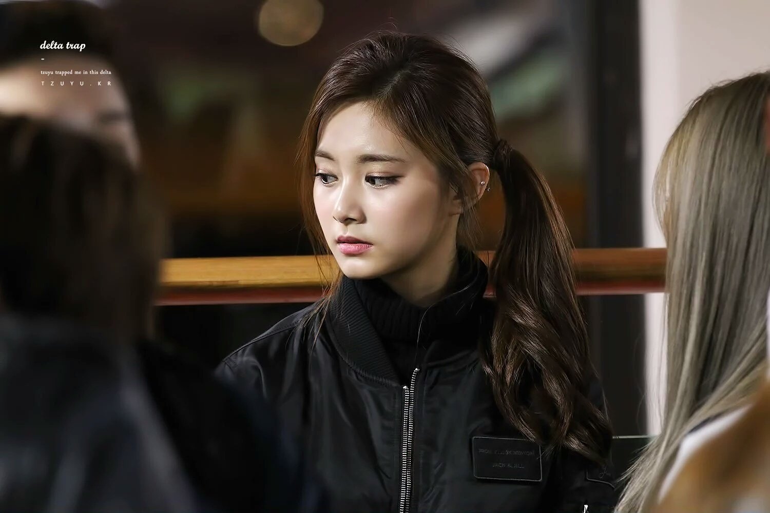 CnfiQtEUsAAmjXo.jpg:large