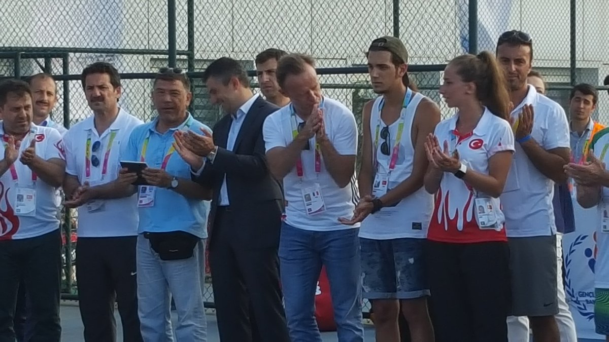 gr_nathalie's tweet photo. Tennis Ceremony #ISFWSC2016 Trabzon 16th gymnasiade congratulations for all coubtries players @unss @lpetrynka https://t.co/t95EWCQ4Rj