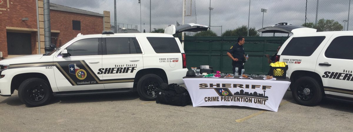 Section_G2's tweet image. There is some fascinating emergency equipment in the convocation parking lot! Come check it all out #2016LSF