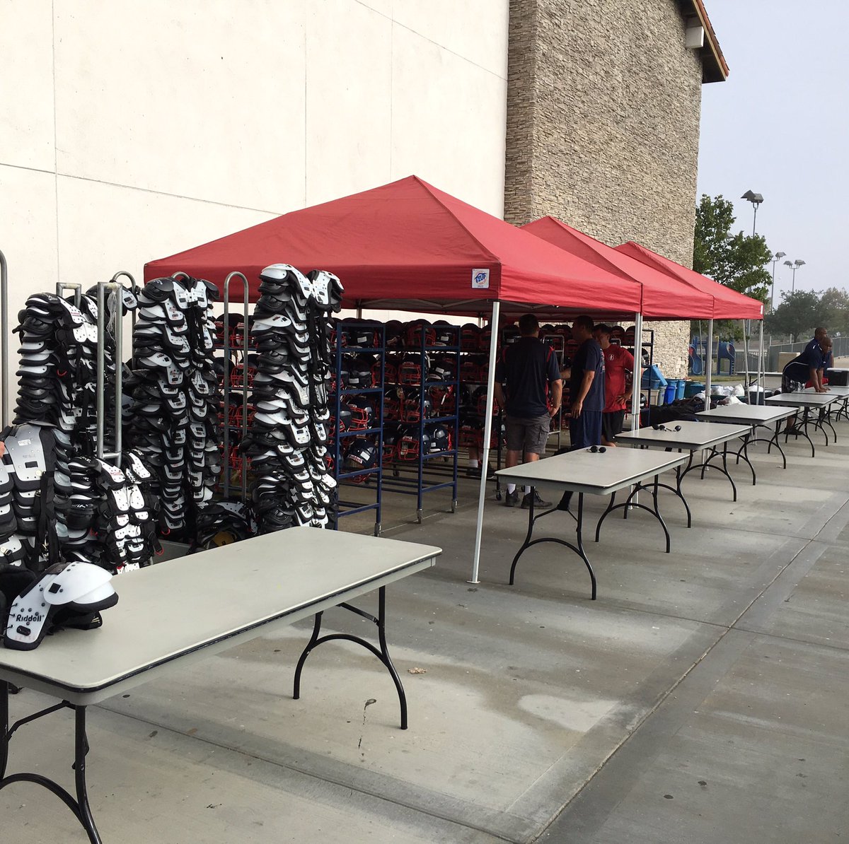coachvanwag's tweet photo. Guess what day it is!!! #OrangecrestWolves @ocjaaf @SocalJAAF https://t.co/JCSYMyCn9i