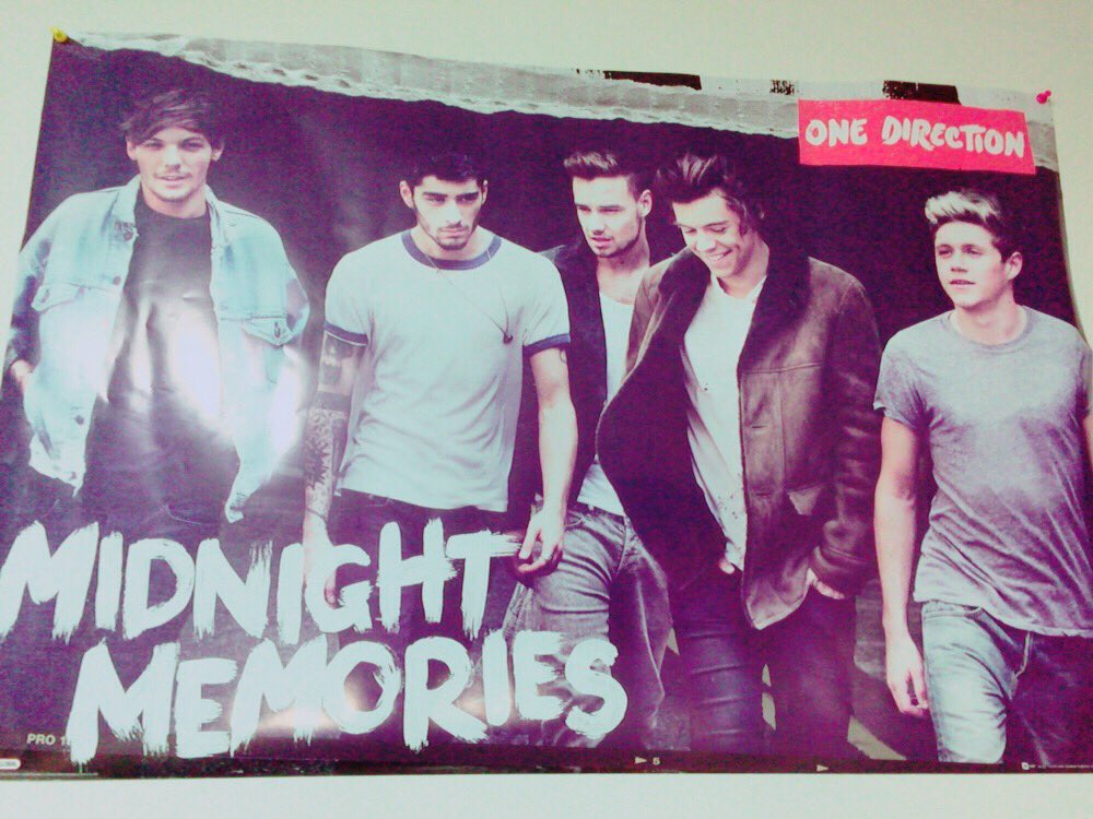 Directi77928235's tweet photo. 1D WORLD行ってきた🏃
この前行って買えなかったもの買えてよかった〜やっぱあそこいくと満たされる…😳等身大パネルとかは断念(T ^ T)
1D復活楽しみにしてる!!
#OneDirection
#1DWORLD
#Zayn https://t.co/QbBIYpIYnf