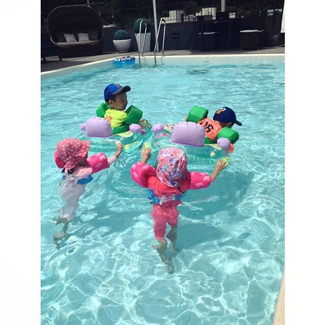 korea11272015's tweet photo. 🐚💙🐚💙🐚💙🐚💙🐚💙🐚

夏を楽しむ、
有名人の子供達がかわいい😜💗

#かわいいと思ったらRT
#スーパーマンが帰ってきた
#ソオン #ソジュン
#テバク #ジオン
#テハン #ミングク #マンセ

🐚💙🐚💙🐚💙🐚💙🐚💙🐚 https://t.co/3nJh3Y88O2