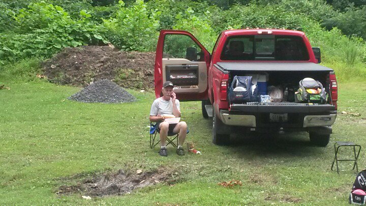 wvdga's tweet photo. Even 3x #PDGA World Champion #JohnnySias liked the #YumYumHoagies for lunch at the #WVCup https://t.co/z5048Pb44k