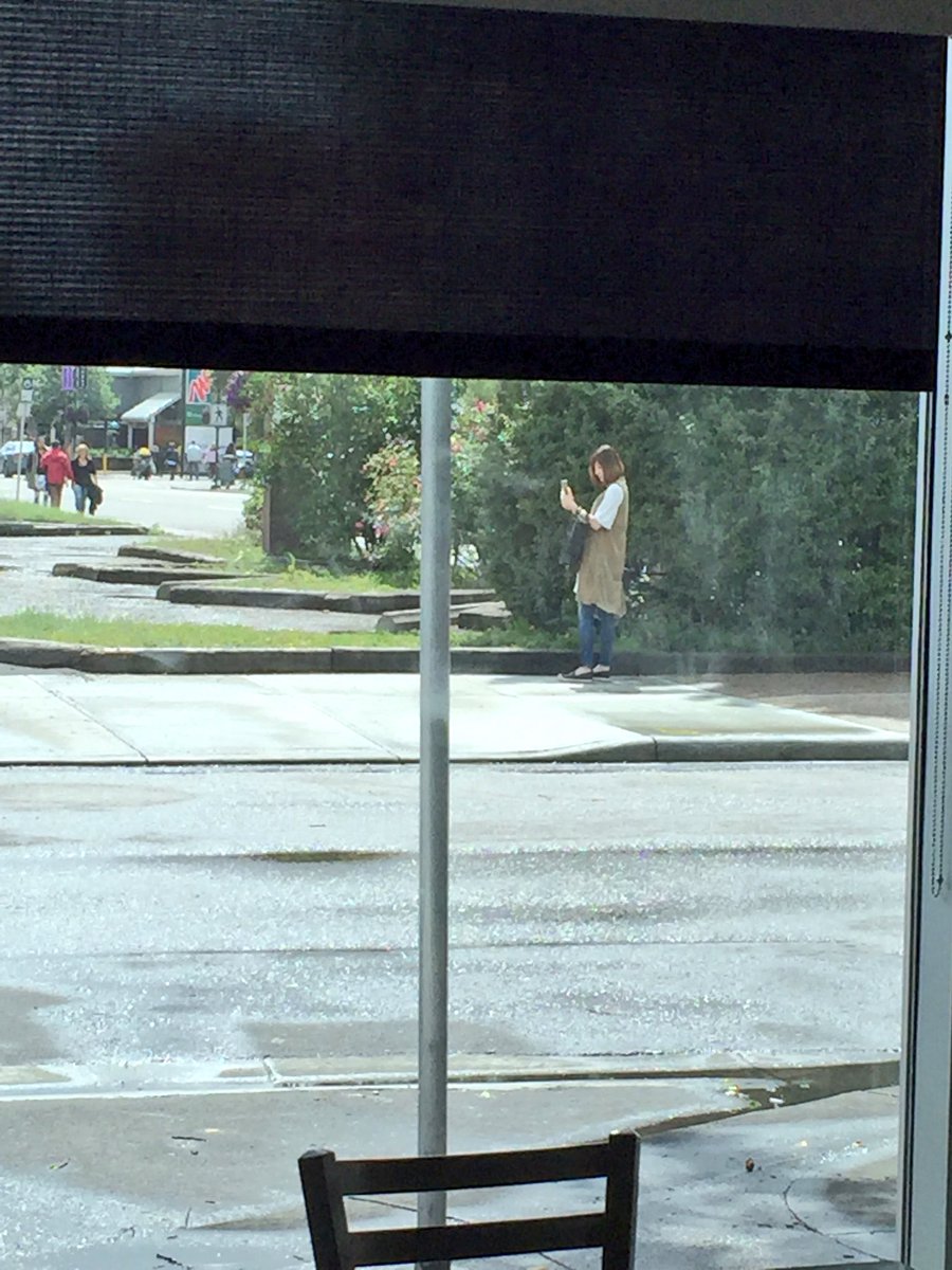 theteafactoryca's tweet photo. I caught someone catching a Pokemon. #PokemonGO #theteafactory https://t.co/FauCf5pHkr
