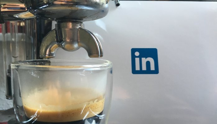 Markistry's tweet photo. #RIPLINKEDIN – is LinkedIn still a professional #networking site? https://t.co/O2SW8yqHGk on @LinkedIn #socialmedia https://t.co/FypjsDYDN9