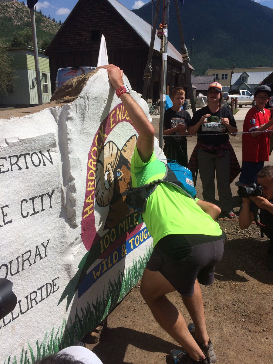 iRunFar's tweet photo. Bryan William finishes 6th  in 28:41:21 #HR100! https://t.co/T2lrUgzgD4