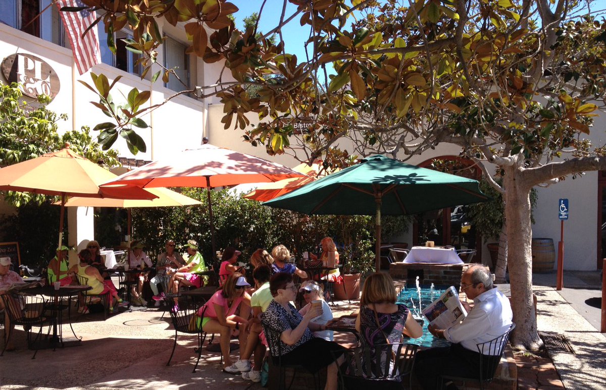 MontecitoMarket's tweet photo. Happy Saturday here in #Montecito! Its the perfect day to stop by for #coffee, glass of #wine, smoothie &amp; just chill https://t.co/7ASICTFFfX