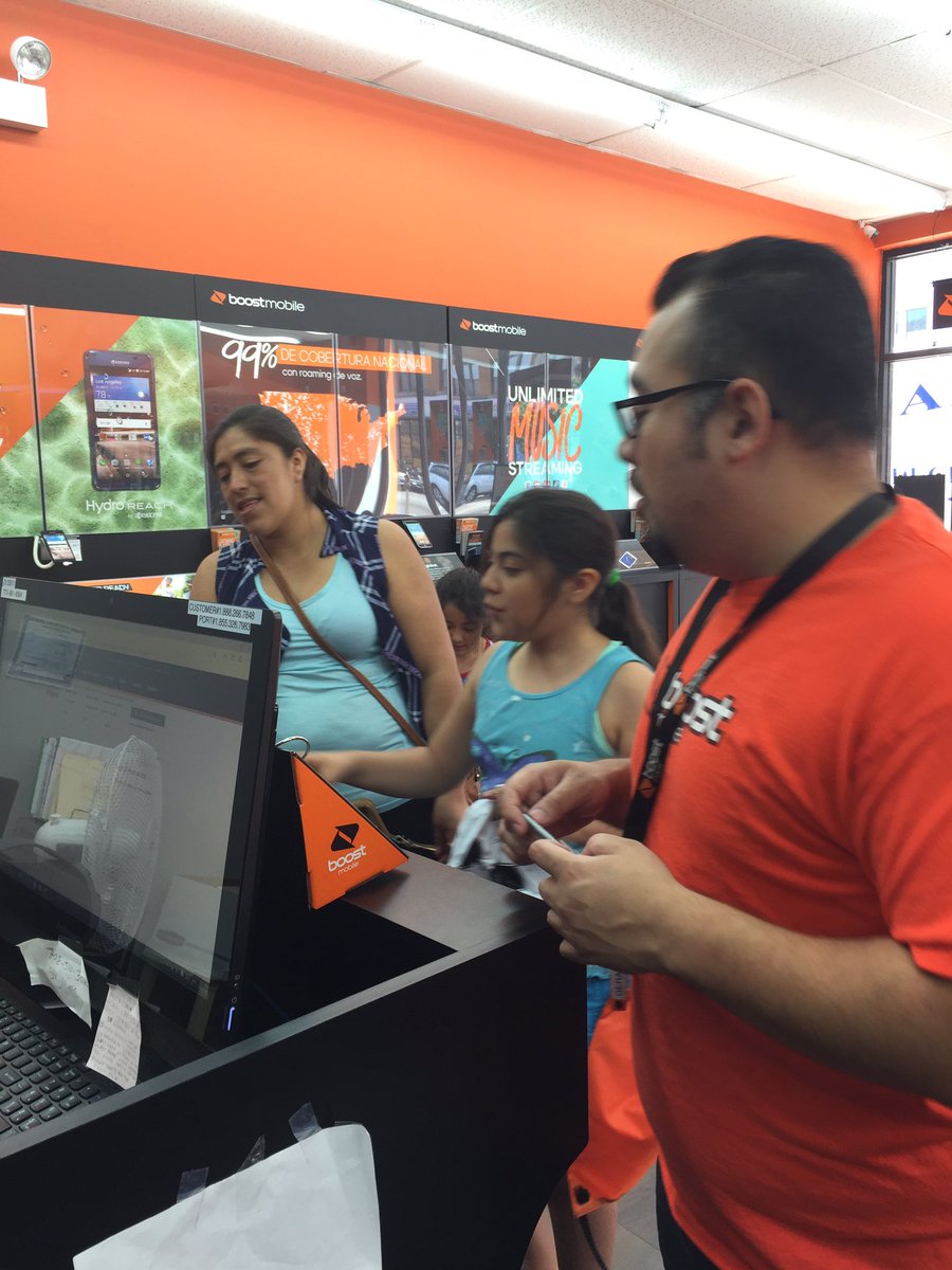 Wirelessmarci's tweet photo. #pokemongoboost  #getaprize #showurPokemon @blink3114lawrence @AmyBoost @PedersonSprint https://t.co/VyLKELbzwk