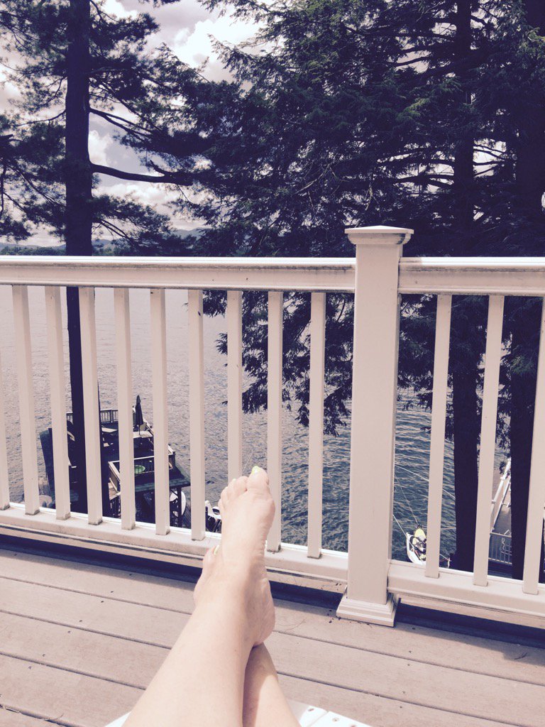 lau462's tweet image. #lakegeorgeliving...#beautiful but not for #2long