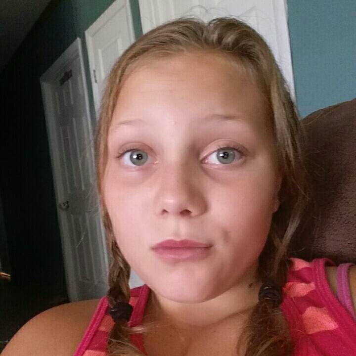 Devonkalixphil2's tweet photo. ✨😄#Makemesmile.Come chat with me #liveme #livemoment~Devonkalix's #onai
https://t.co/l8so1PHXuj https://t.co/1etYAha89Q