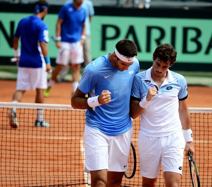 Delpo y Pella dobles . Davis - Prensa AAT