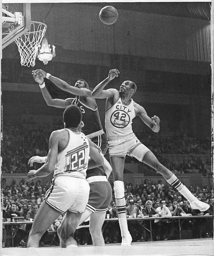 peterhartlaub's tweet photo. All-Star basketball. All-Star fashion. All-Star barbecue. All-Star @Warriors ambassador. All-Star man.
#RIPBigNate https://t.co/oNBfcDexlr