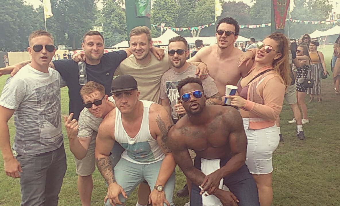 lukeyboi29's tweet photo. Lovebox🍻 https://t.co/i4cSvLaI0M