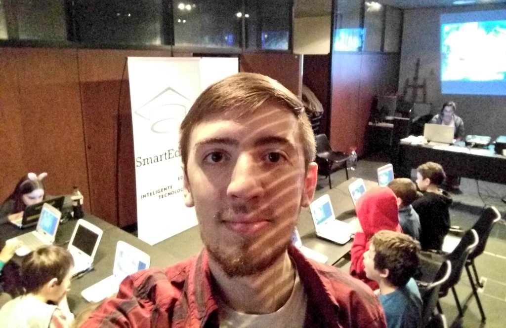 Junto a #Baymax rescatamos a #Hiro en <a href="/kidsconf/">KIDSConf</a> Gracias a <a href="/chicos_net/">chicos_net</a>