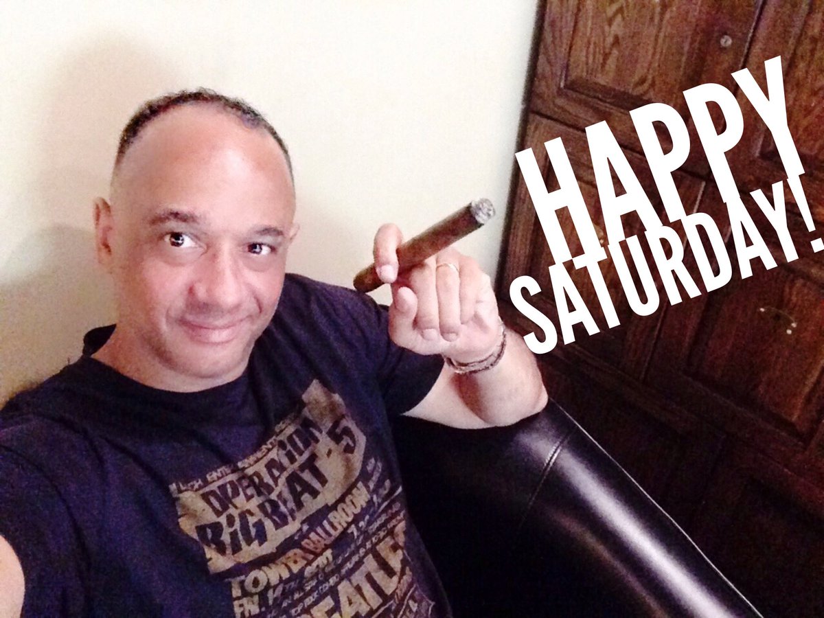 BrianJohnsonKC's tweet photo. A Relaxing Saturday at #Diebels my favorite #mancave on the road. #cigarsnob #ownitliveit https://t.co/wnqP82u1Ht