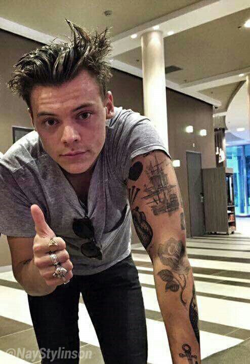 l0vey0urself01's tweet photo. Esta foto me puede PORQUE ESTAS TAN BUENO ASI? Hayyyyy ese peloooo😍😍😍😍😍💋 https://t.co/1oB01PzPoT