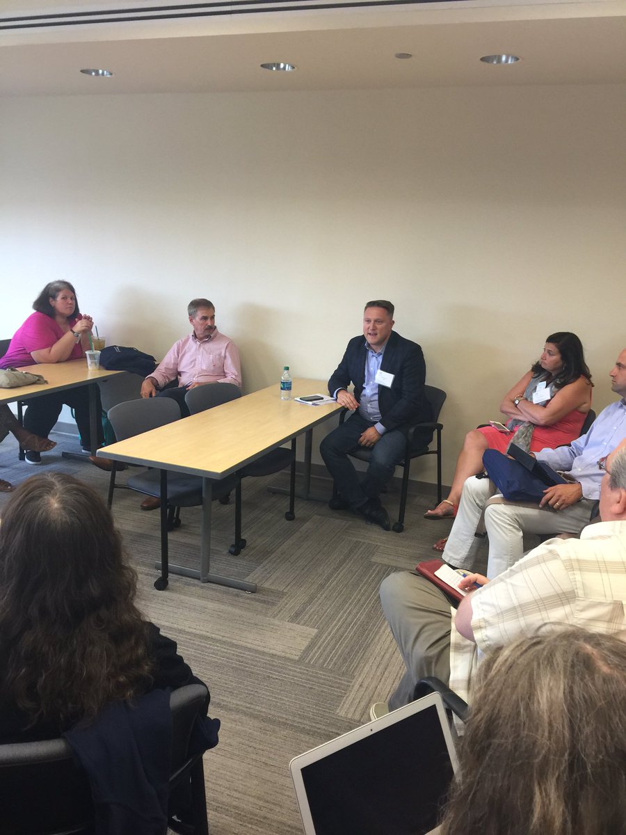 Our <a href="/PennGSE/">Penn GSE</a> colleague <a href="/bwileyone/">Brandon Wiley, Ed.D.</a> leads a  #MidCareer15 #edcampldr sessn on global learning! globaledforum.com