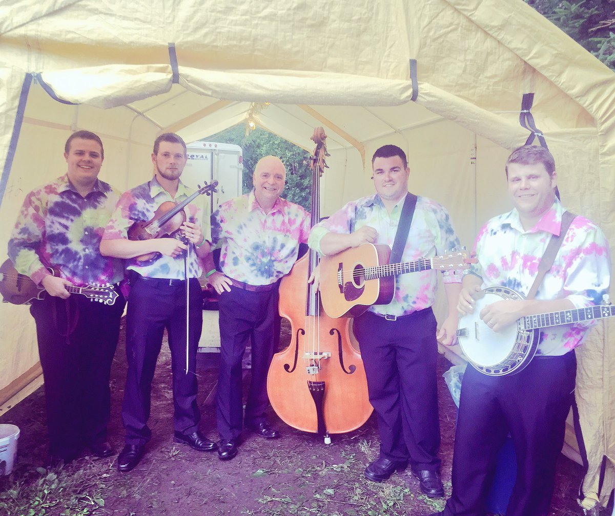 These guys win the prize for best stage wear <a href="/KemptShore/">Kempt Shore Festivals</a> on #tiedyesaturday! <a href="/rdbanjo/">Ryan  Dillman</a> #shadowriver #kemptshorefest