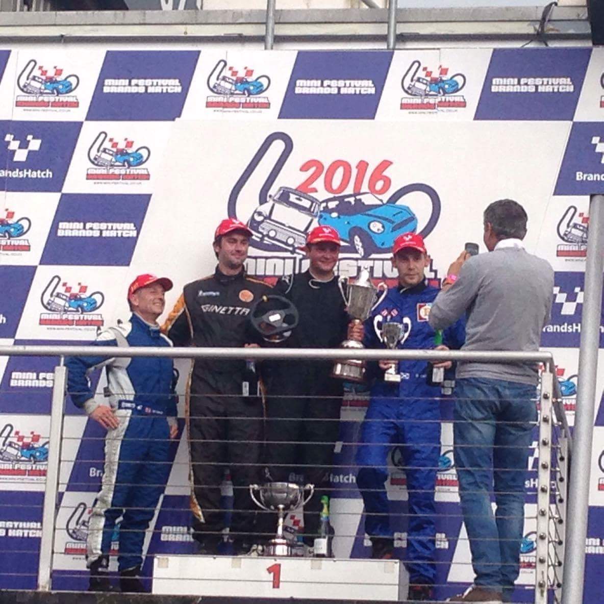 Great clean raceThanks to all my sponsors @keroadsafety and Gearboxman.com!  <a href="/KfmSport/">Kfm Sport</a> #msirl @BRSCCFF1600