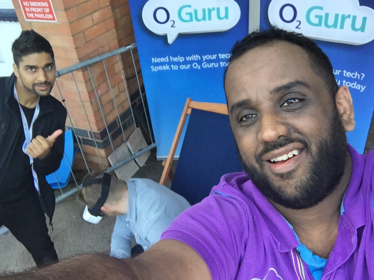 HinckleyGuru's tweet image. #SamsungVr #VRDemo #TechProblemsSolved yesterday at the Cricket @celfonefamily @AnandSamsung