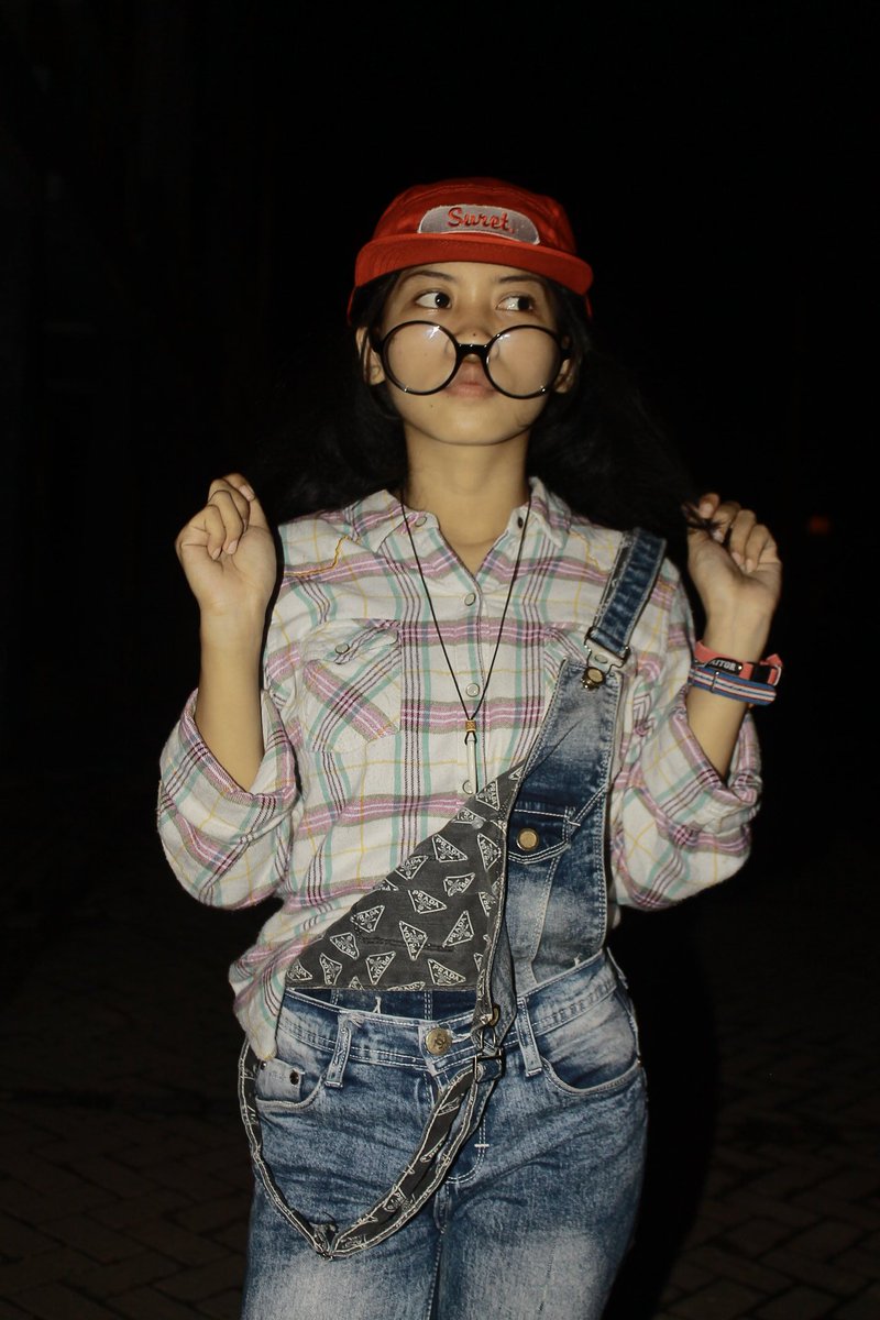 Karna hidup perlu di pertanyakan😃😃