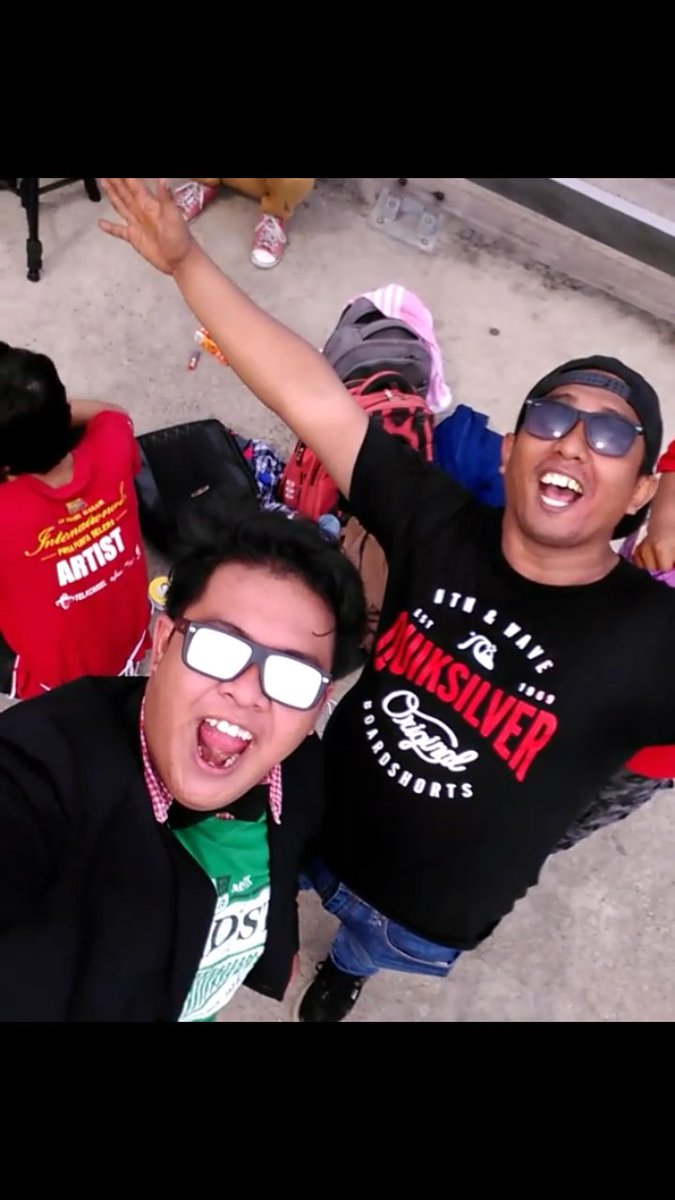 Hayoo ini Minggu pagi, yang lagi olahraga semangat ya biar engga kaya 2 serangga ini <a href="/opengrf/">Tukang DO'A KUBURAN</a> dan <a href="/arie_dreadlock/">A R I E</a>