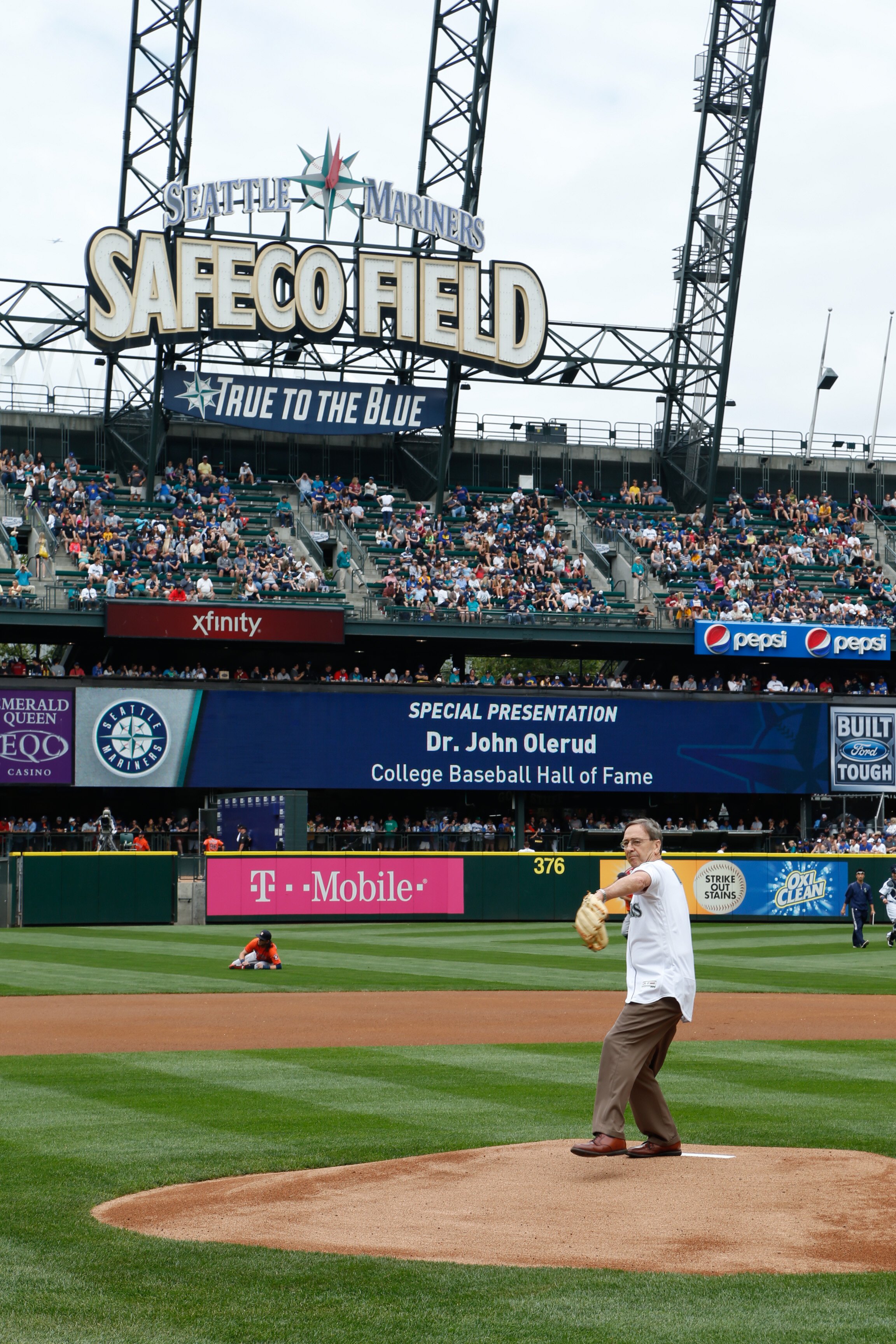 Dr. John Olerud talks about his son and baseball