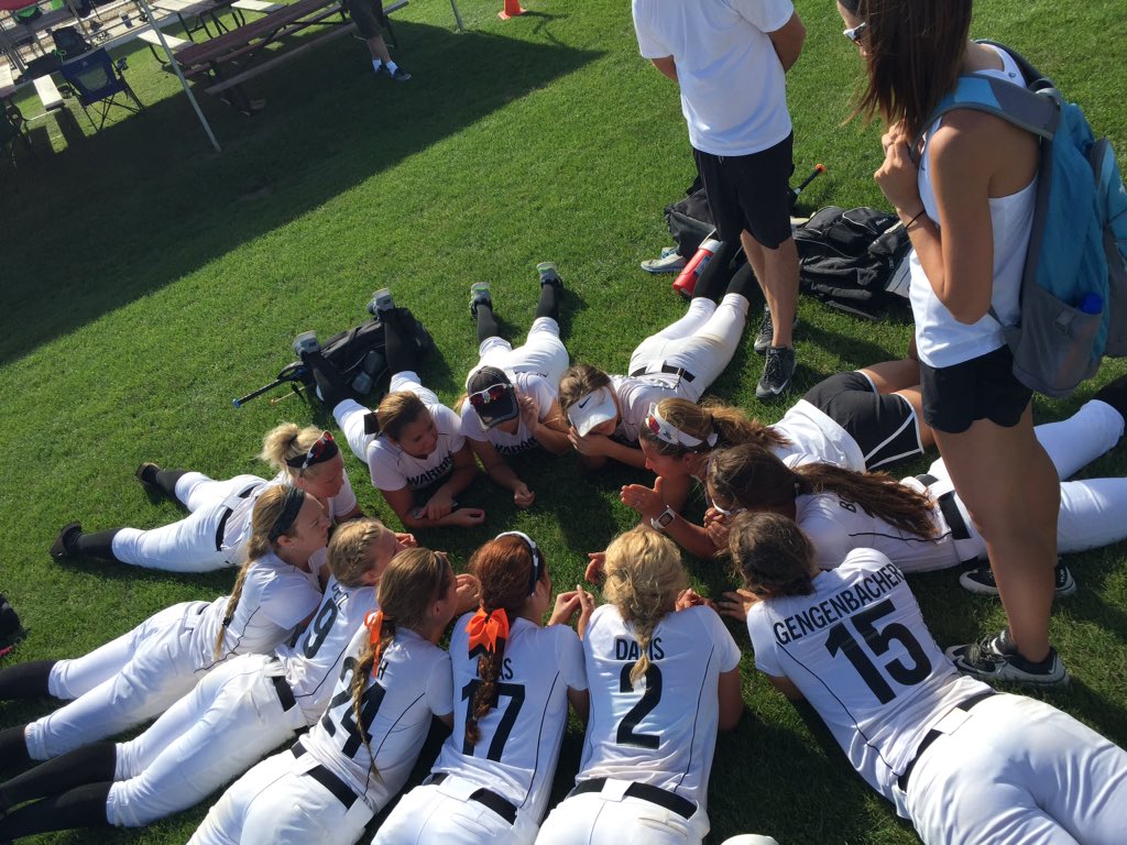 WBAcesGold's tweet photo. Warbird Academy Aces Gold!! #team #softball #warbirdacesgold https://t.co/YShWOZiIbE